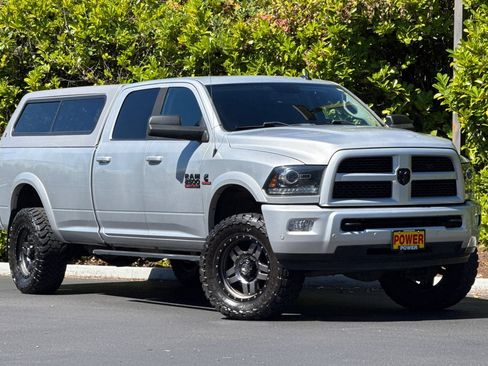 Used 2016 RAM 2500 Laramie w/ Sport Appearance Group AWD/4WD image 2