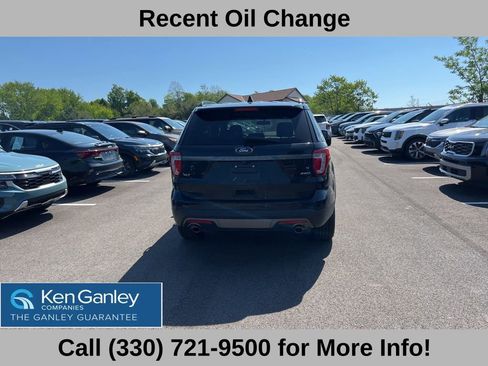 Used 2017 Ford Explorer XLT w/ Equipment Group 202A AWD/4WD image 6