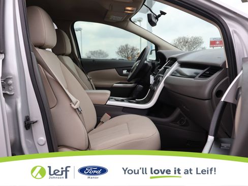 Used 2013 Ford Edge SE image 31