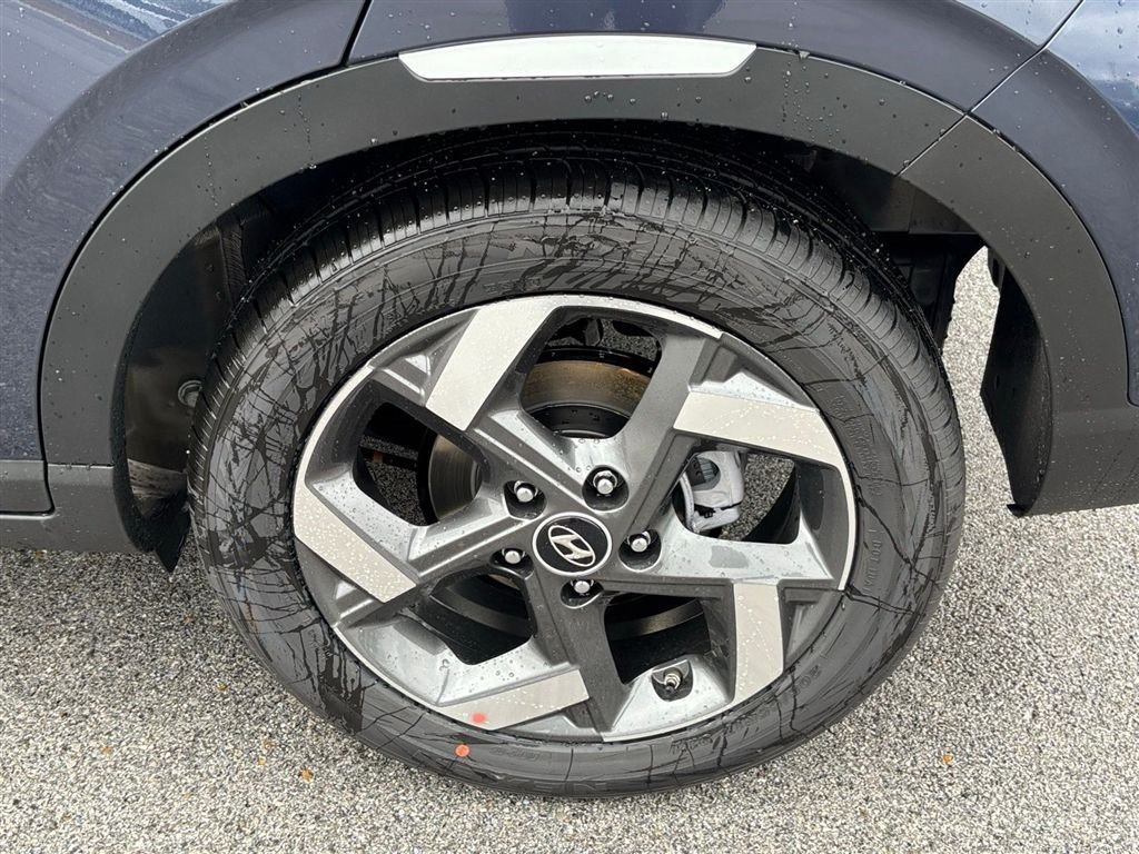 New 2026 Hyundai Venue SEL FWD image 9