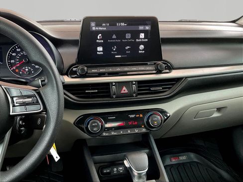 Used 2019 Kia Forte LXS FWD image 9