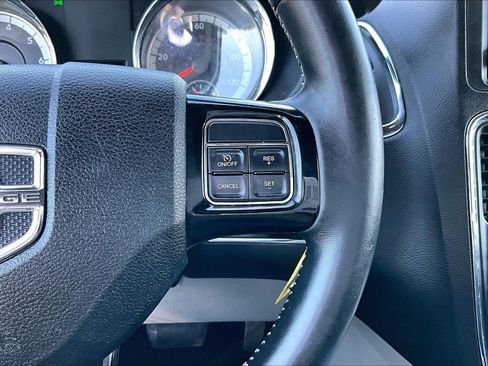 Used 2018 Dodge Grand Caravan SXT FWD image 20