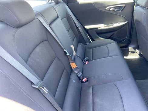 Used 2023 Chevrolet Malibu LT FWD image 21