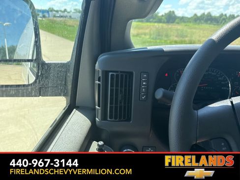 New 2025 Chevrolet Express 2500 Work Van w/ Driver Convenience Package image 15