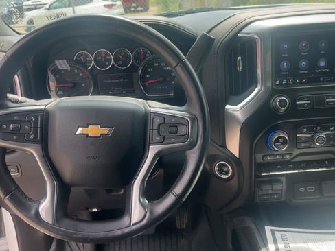 Used 2022 Chevrolet Silverado 1500 LTZ w/ LTZ Premium Package AWD/4WD image 4