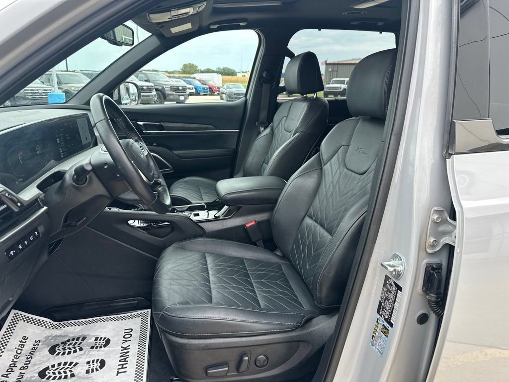 Used 2024 Kia Telluride EX X-Line AWD/4WD image 11
