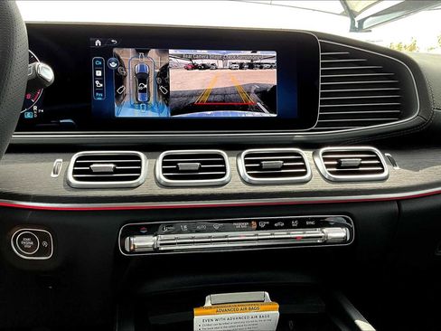 New 2026 Mercedes-Benz GLS 450 4MATIC image 12
