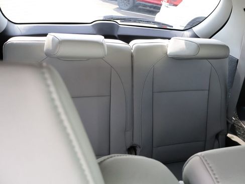 Used 2018 Acura MDX SH-AWD w/ Technology Package image 13