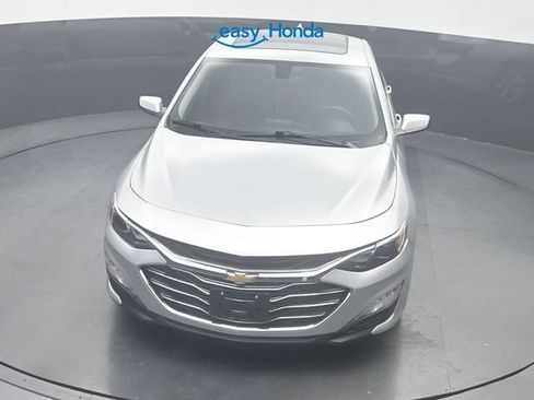 Used 2021 Chevrolet Malibu LT FWD image 20
