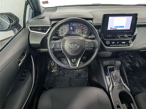 Used 2023 Toyota Corolla SE FWD image 35