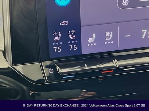Used 2024 Volkswagen Atlas Cross Sport SE image 23