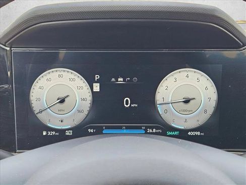 Used 2024 Hyundai Elantra Limited FWD image 15