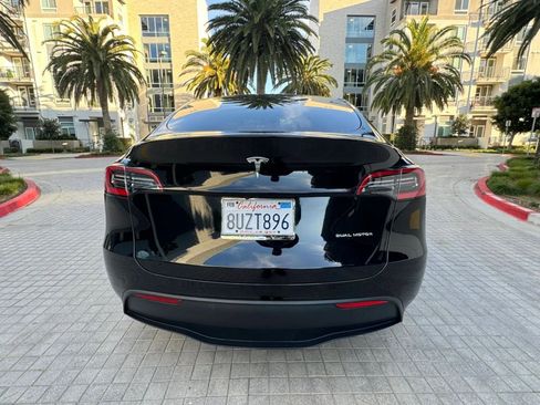 Used 2025 Tesla Model Y Long Range RWD image 6