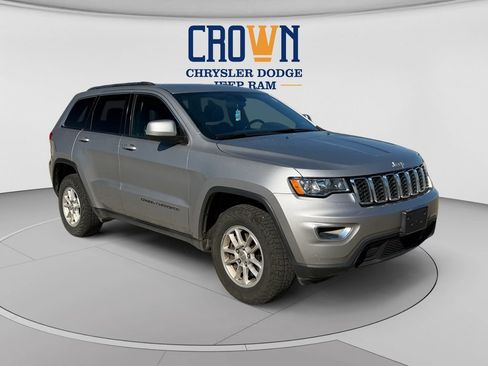 Used 2020 Jeep Grand Cherokee Laredo AWD/4WD image 1