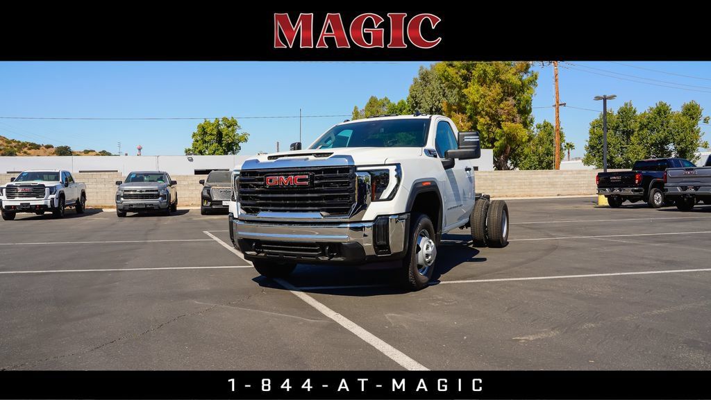 New 2026 GMC Sierra 3500 Pro w/ Convenience Package AWD/4WD image 1