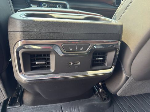 Used 2024 GMC Sierra 1500 Denali Ultimate AWD/4WD image 22