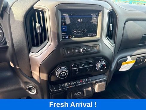 Used 2025 Chevrolet Silverado 1500 Custom AWD/4WD image 6