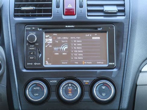 Used 2015 Subaru Forester 2.5i Touring w/ Eyesight & Navigation System image 11