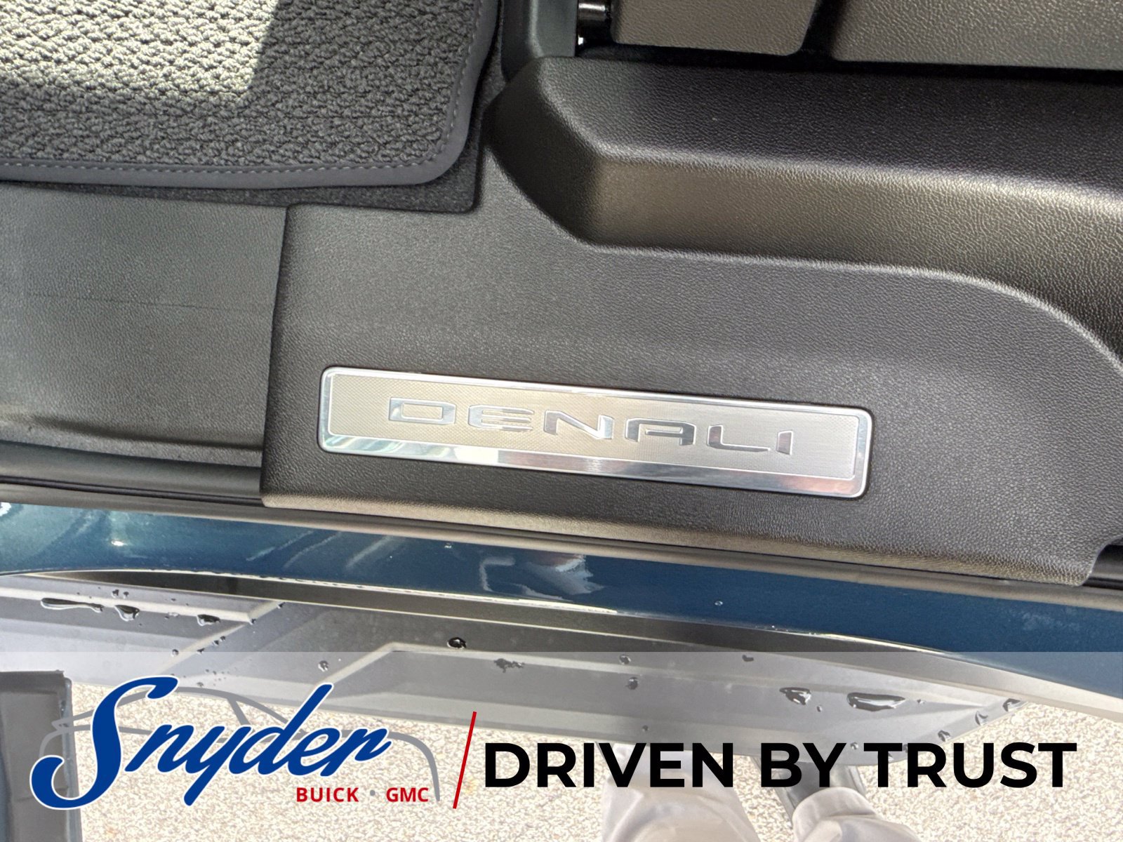 New 2026 GMC Yukon Denali w/ Advanced Technology Package AWD/4WD image 28