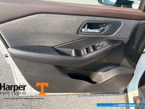 Used 2023 Nissan Rogue SV FWD image 18