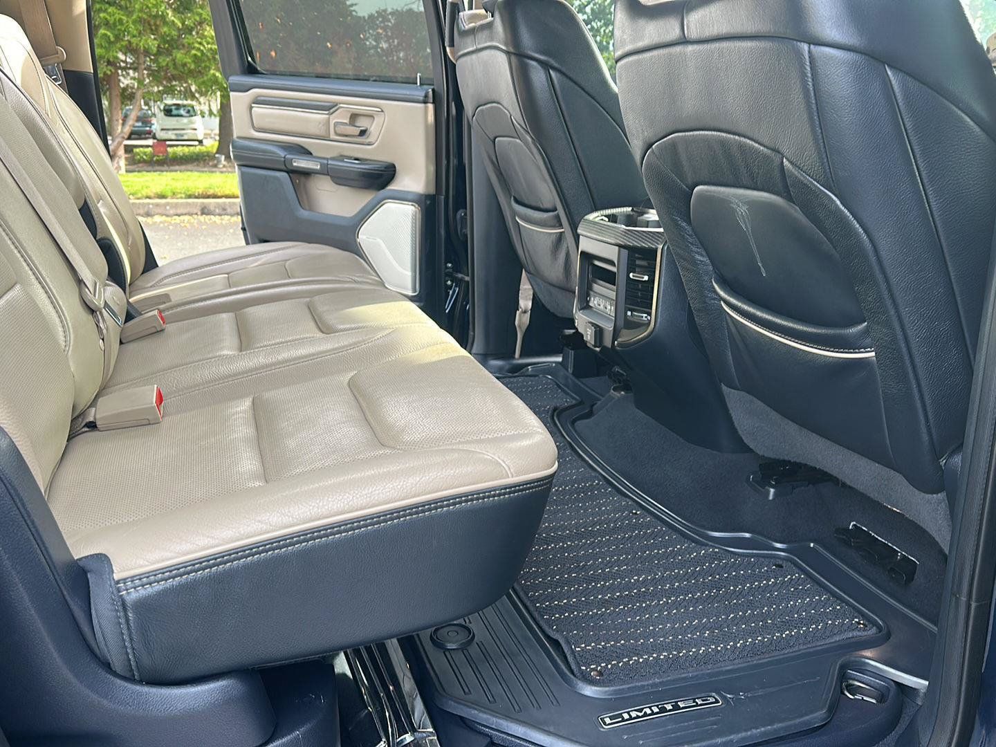 Used 2019 RAM 1500 Limited AWD/4WD image 13