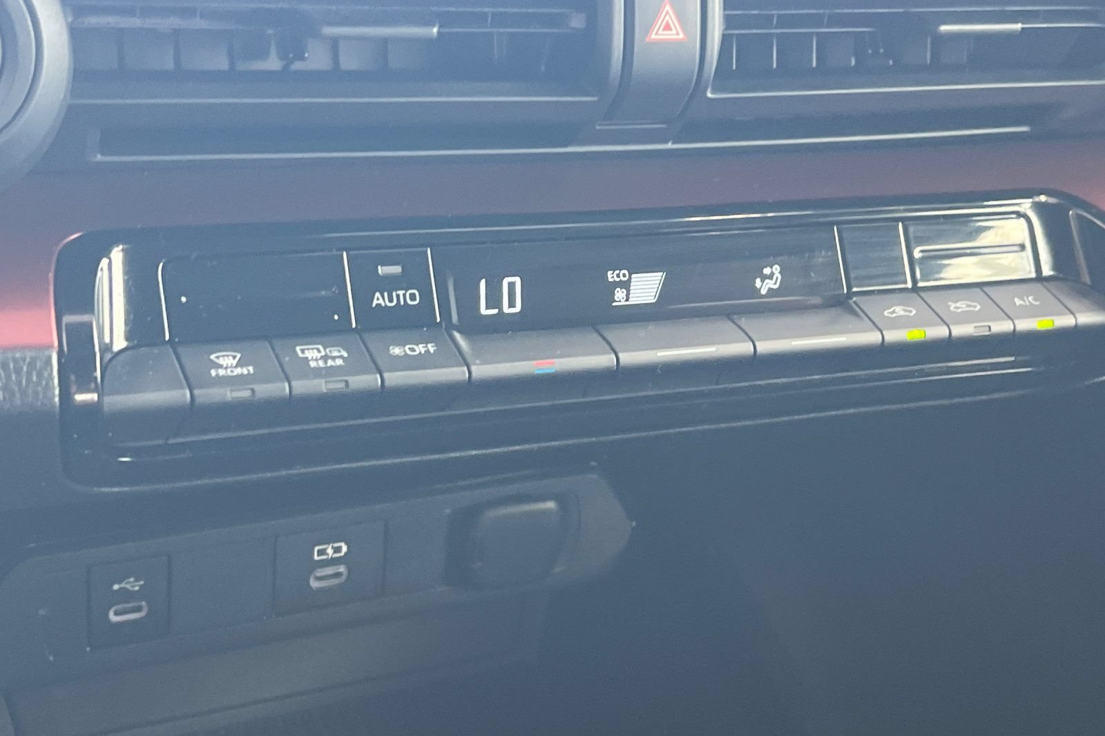 Used 2024 Toyota Prius Prime FWD image 17