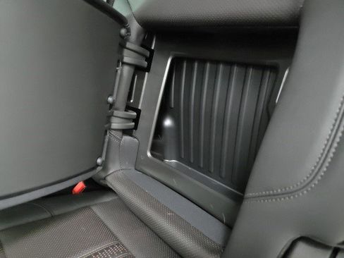 Certified 2022 Chevrolet Silverado 1500 High Country w/ High Country Premium Package image 10