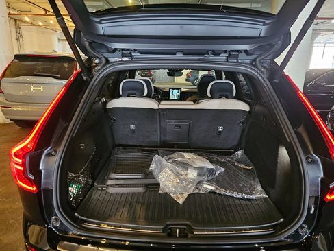 Certified 2026 Volvo XC60 T8 Plus w/ Protection Package Premier AWD/4WD image 8