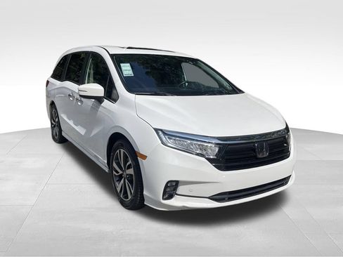 Used 2023 Honda Odyssey Touring image 6
