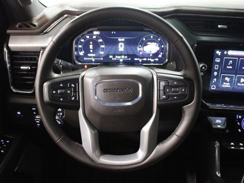 Used 2025 GMC Sierra 1500 Denali AWD/4WD image 37