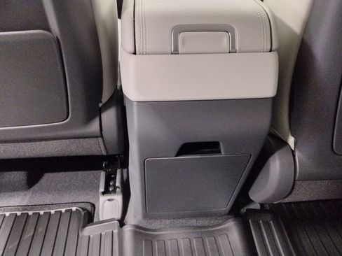 New 2026 Hyundai Santa Fe SE image 34