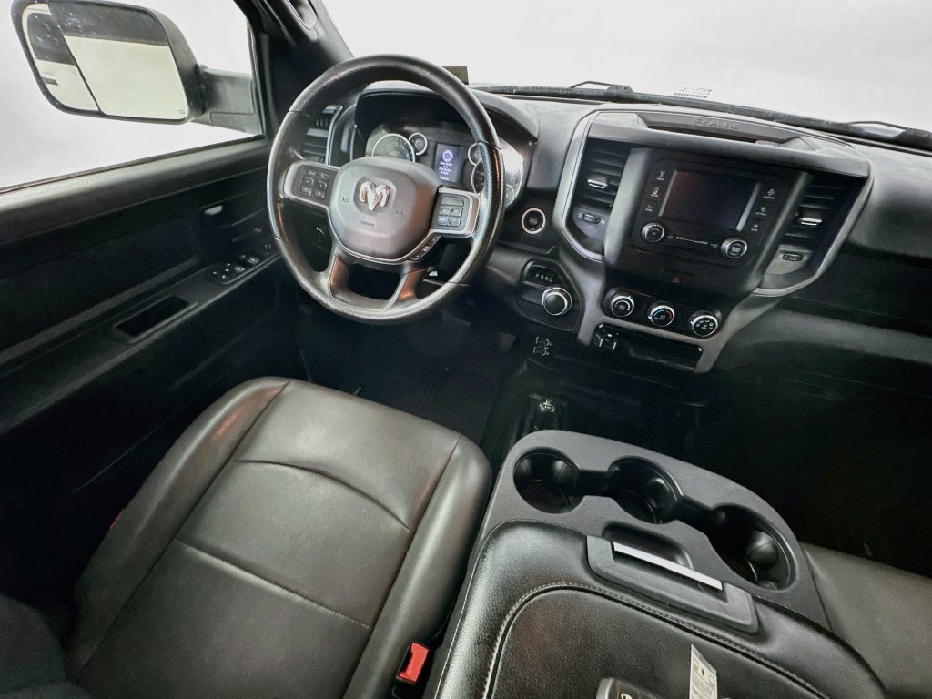 Used 2021 RAM 3500 Tradesman w/ Chrome Appearance Group AWD/4WD image 9