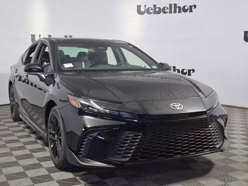 New 2026 Toyota Camry SE AWD/4WD image 1