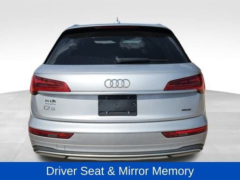 Used 2023 Audi Q5 2.0T Premium w/ Convenience Package image 8