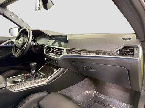 Used 2021 BMW M4 Coupe w/ Executive Package RWD image 30