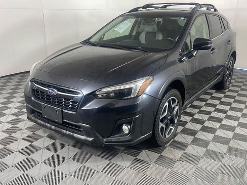 Used 2019 Subaru Crosstrek 2.0i Limited w/ Moonroof Package w/Navigation AWD/4WD image 2