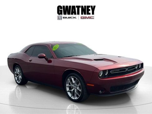 Used 2023 Dodge Challenger SXT w/ Plus Package image 1