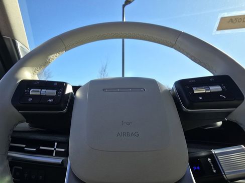 Used 2024 Hyundai Santa Fe Limited image 28