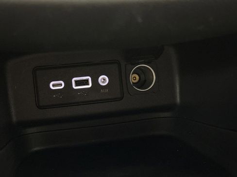 Used 2023 Chevrolet Equinox LT image 54