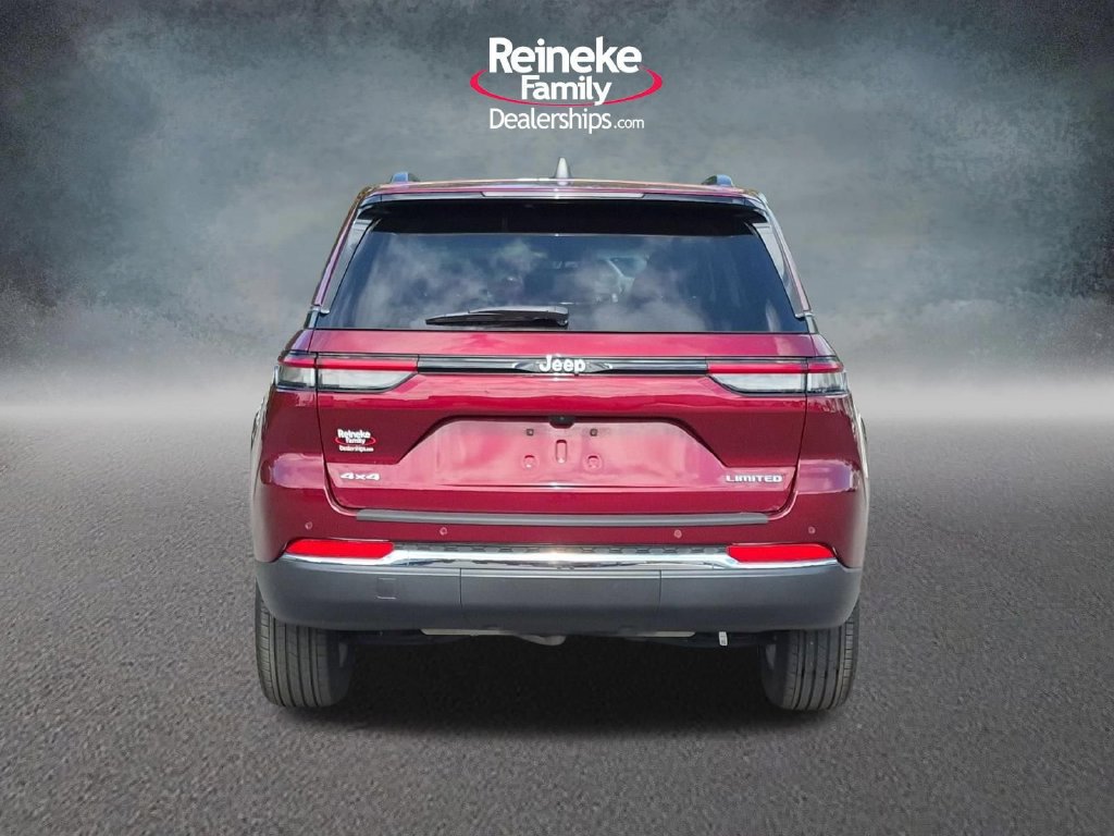 Used 2023 Jeep Grand Cherokee Limited AWD/4WD image 7