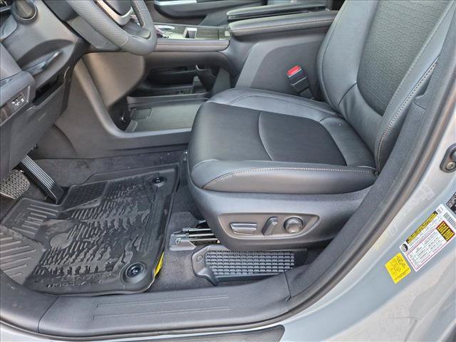 New 2026 Toyota Sienna XLE Woodland Edition AWD/4WD image 4