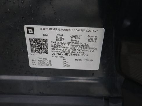 Used 2021 Chevrolet Equinox LS image 42