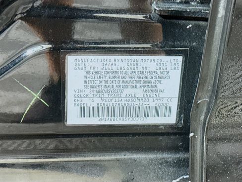 Used 2025 Nissan Sentra SV image 40