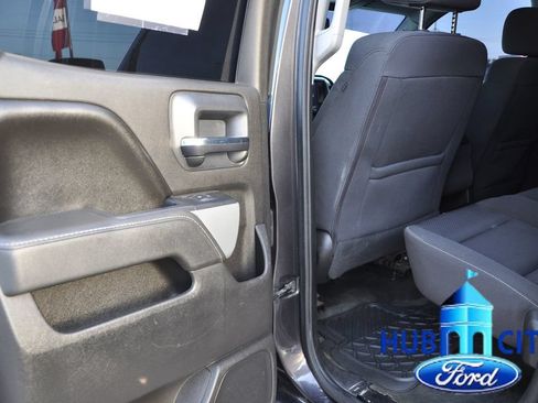 Used 2016 Chevrolet Silverado 2500 LT w/ LT Convenience Package AWD/4WD image 13