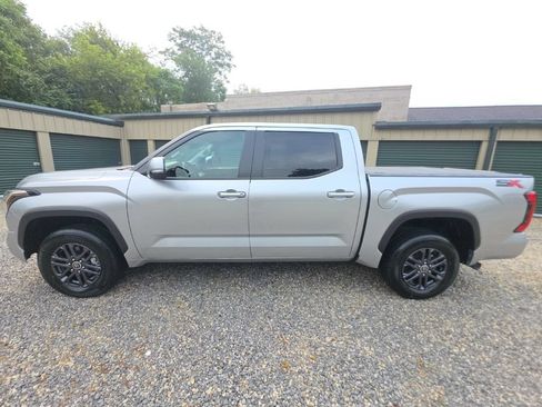 Used 2024 Toyota Tundra SR5 w/ SR5 Convenience Package AWD/4WD image 3