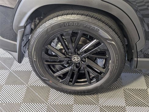 Used 2024 Toyota Corolla Cross Nightshade image 8