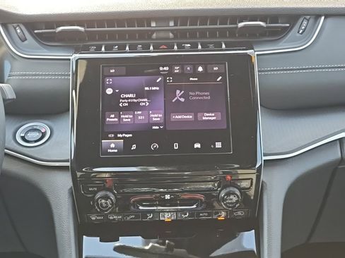 New 2026 Jeep Grand Cherokee L Laredo AWD/4WD image 34