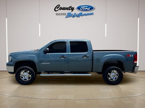 Used 2012 GMC Sierra 1500 SLE w/ Power Tech Package AWD/4WD image 3