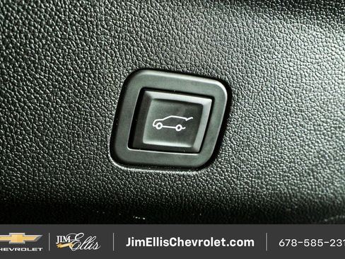 Certified 2024 Chevrolet Suburban RST w/ Luxury Package RWD image 35