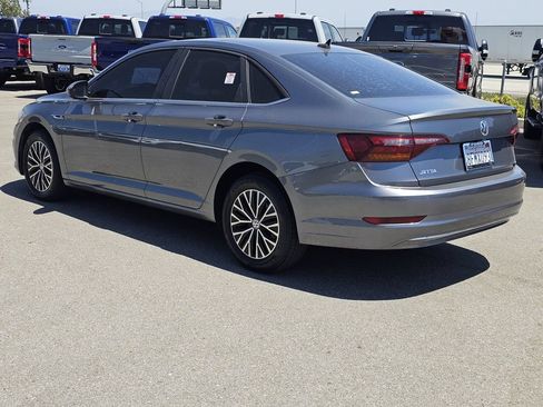 Used 2019 Volkswagen Jetta SEL FWD image 5